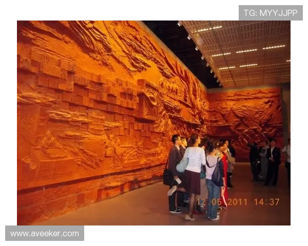 瓦伦西亚俱乐部百年辉煌历程与新时代复兴之路探索