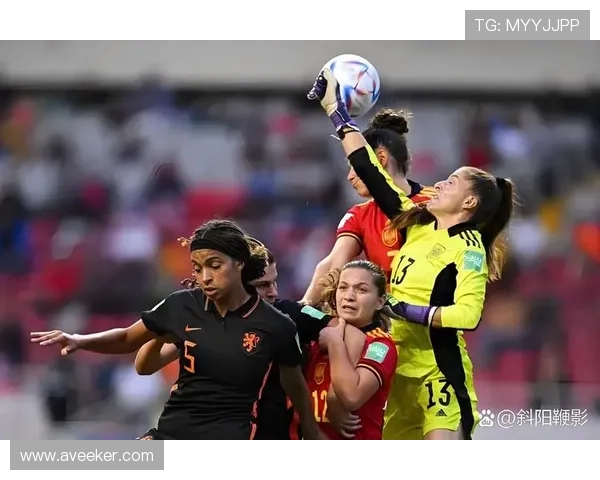 中国女足世界杯历史性突破晋级八强 战胜强敌展现拼搏精神 中国女足世界杯历史性突破晋级八强 战胜强敌展现拼搏精神