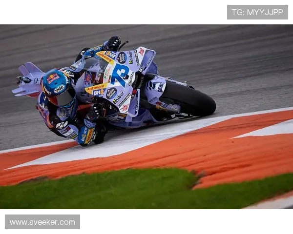 摩托车大奖赛最新战况解析 车手争夺激烈 决战临近