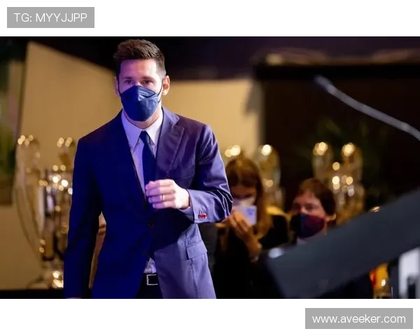 梅西重返巴萨引发热议 球迷期待梅西再度带队征战西甲赛场