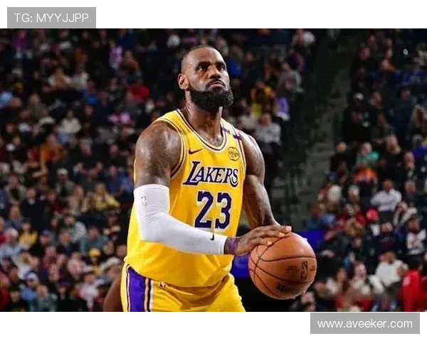 詹姆斯带领湖人逆转勇士 东契奇三双率领独行侠胜太阳